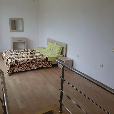 Budget Holiday First Line Sea Coast Apartament *