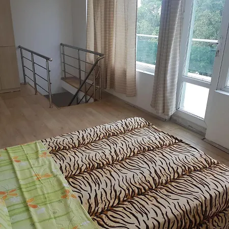Apartament Budget Holiday First Line Sea Coast Gmina Pomorie