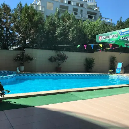 Apartament Budget Holiday First Line Sea Coast Gmina Pomorie