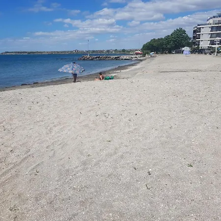 Budget Holiday First Line Sea Coast Apartament