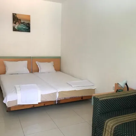 Budget Holiday First Line Sea Coast Apartament Gmina Pomorie