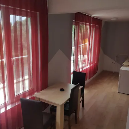 Budget Holiday First Line Sea Coast Apartament